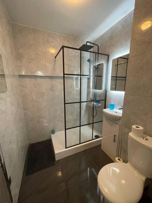 Broadway Suite - Newly Refurbished Stylish Apartment With Free Private Parking - Great Location Birmingham Ngoại thất bức ảnh